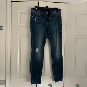 Rock and Republic size 8 Jean.